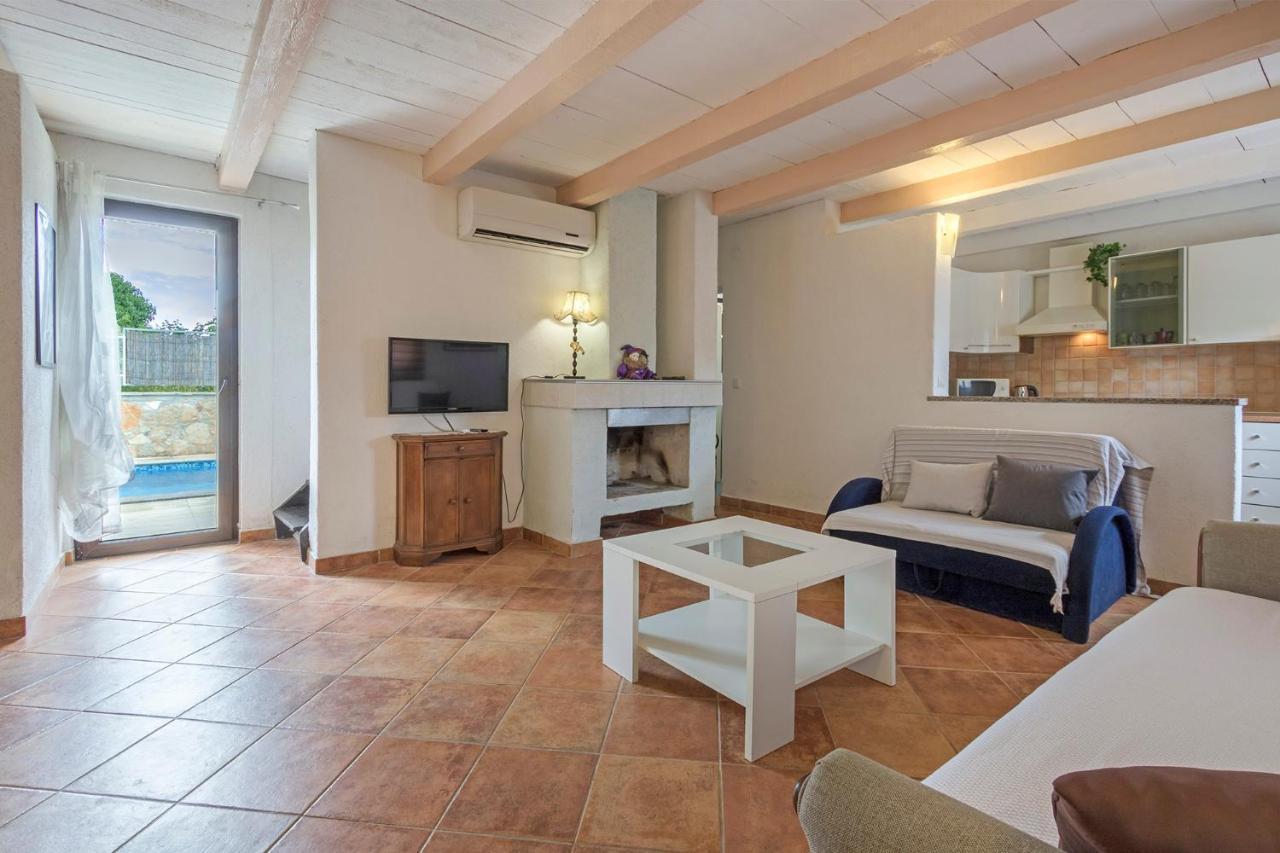 Villa Karina Tar Tar-Vabriga Luaran gambar